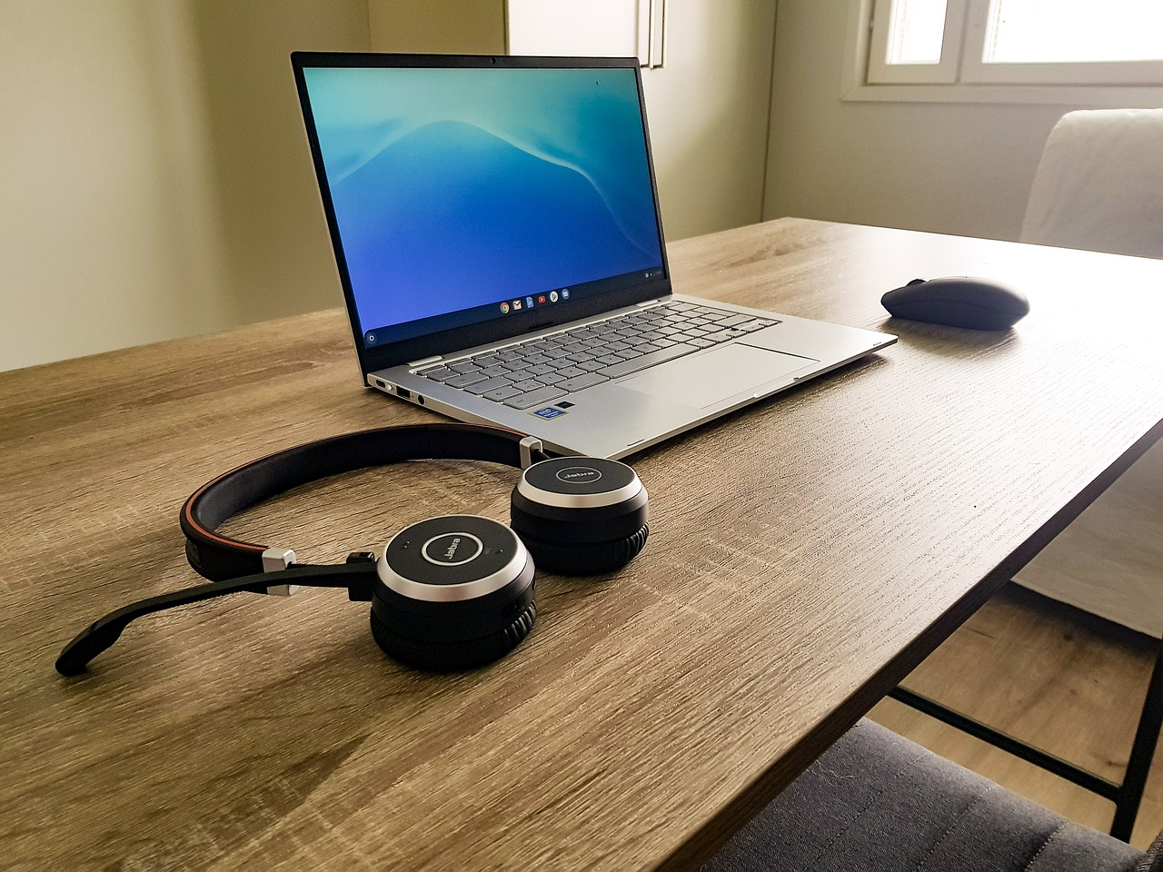 laptop and headphones